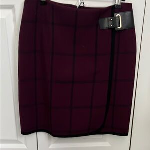 Elegant Plaid Skirt with Belt